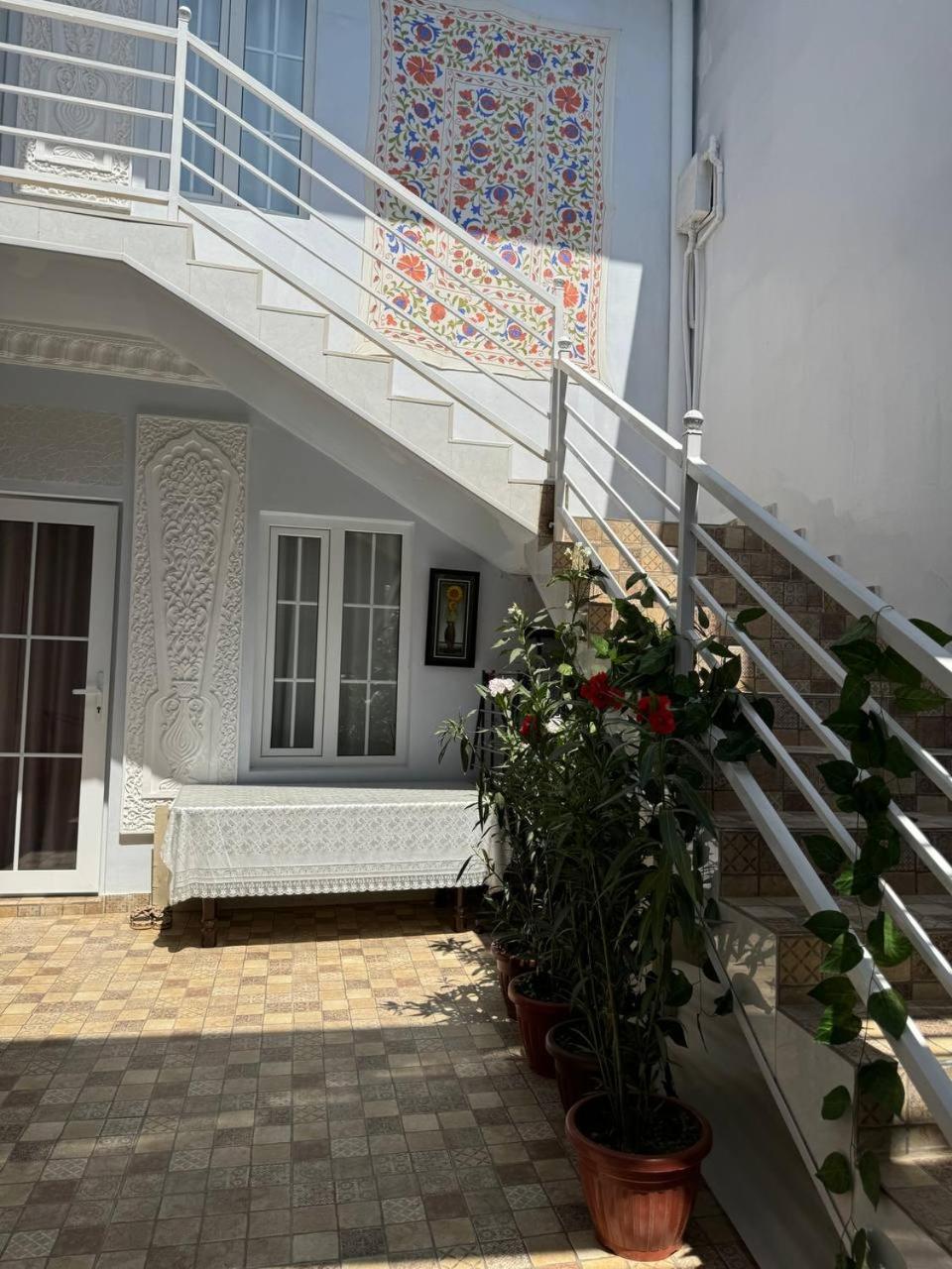 Boutique Boulevard Buhara Exterior foto